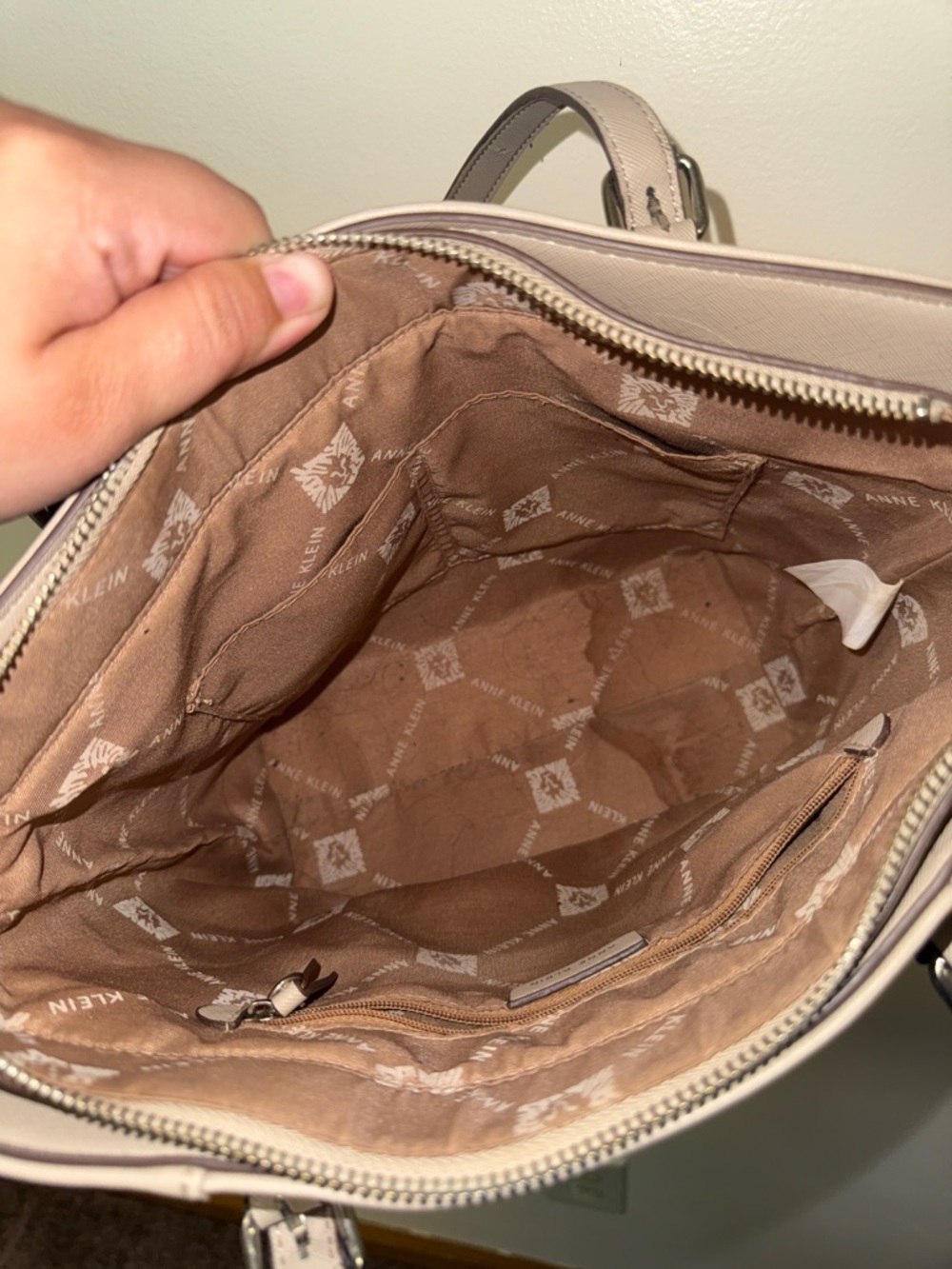 Anne Klein Classic Gray Women’s Tote Bag - Structured Everyday Handbag - Picture 8 of 13